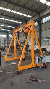 Grúa Pórtico Eléctrica Portátil de 0.5 Toneladas, Controlada por PLC, con Motor, Control Remoto y Ruedas, Mini Grúa Pórtico - Product Image 2