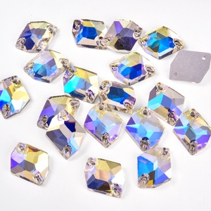 OLeeya Usine Vente en Gros 3A Verre Cristal Clair de Lune Larme Rivoli Cosmique Navette Fantaisie Pierres Coudre sur Strass pour Vêtement - Product Image 3