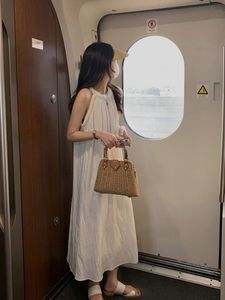 <span class=keywords><strong>Robe</strong></span> longue d'été pour <span class=keywords><strong>femme</strong></span>, style élégant, effet amincissant, col halter, sans manches, jupe trapèze, idéale pour les vacances à la plage - Product Image 5