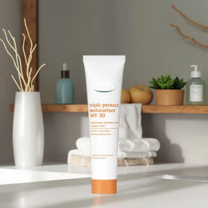 Crème <span class=keywords><strong>solaire</strong></span> <span class=keywords><strong>visage</strong></span> hydratante, non grasse, douce, à contrôle du sébum, vente chaude, prix de gros - Product Image 4