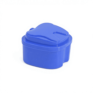 Estuche Lavable para Dentaduras Postizas con Colador, Diseño Europeo, para <span class=keywords><strong>Invisalign</strong></span> y Retenedores - Product Image 1