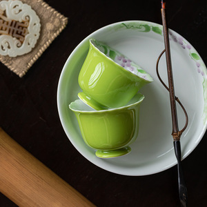 New Chinese Style Porcelain <b>Teacup</b> Grass Green Hand Painted Grapes Small Stem Lace Edged Master Cup For Afternoon Tea - Product Image 4