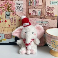 Porte-clés en peluche Éléphant Hiver avec bonnet et écharpe, animal en peluche doux de 8 pouces, jouet pour machine à griffes