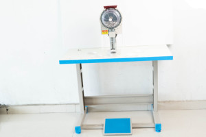 Machine de pose d'œillets automatique en gros pour porte-cartes, tablettes informatiques et bâches imperméables - Product Image 3