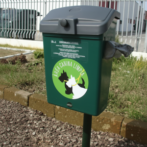 Contenitore per Rifiuti da Ufficio Duraplus 12L-1100L Bidone con Ruote in HDPE per una Gestione Efficace dei Rifiuti - Product Image 1