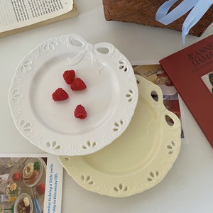 Assiette de table en céramique <span class=keywords><strong>blanche</strong></span> avec bordure ajourée en dentelle en relief, assiette décorative en <span class=keywords><strong>porcelaine</strong></span> pour mariage, anniversaire, vaisselle de table, vente en gros - Product Image 3