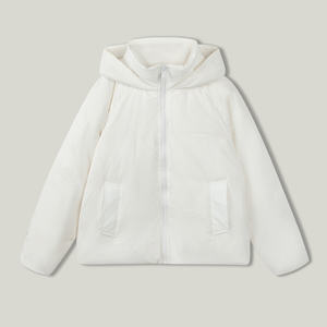 Chaqueta de cuello alto de algodón blanco de gama alta para hombre Abrigo de invierno informal con logotipo frontal Servicio OEM - Product Image 5