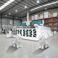 Routeur CNC 5 axes haute précision pour la sculpture et le moulage 3D à grande échelle, pour la création de statues, de maquettes architecturales et d'accessoires.