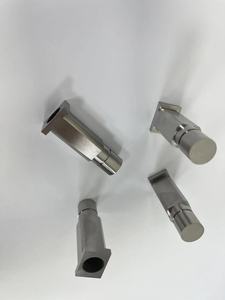 OEM Custom <span class=keywords><strong>Precision</strong></span> Metal Edelstahl und Aluminium CNC-Bearbeitung Services Mill & Turning Zubehörteile - Product Image 5