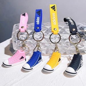 Sáng Tạo PVC Keychain trong các hình thức của Sneakers & Giày Mô hình tinh tế xe mặt dây chuyền cho Túi ba lô vài đồ trang sức-đồ trang sức nhỏ - Product Image 4