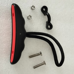 Accesorio para kayak, mango negro y rojo con hebilla tipo C y tornillos para lagos, ríos, uso recreativo, agarre antideslizante - Product Image 1