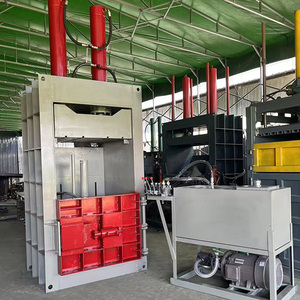 Presse à balles de pneus hydrauliques en vente Machine à balles en caoutchouc Machine à balles de pneus hydraulique verticale Machine à balles de pneus d'Inde - Product Image 3