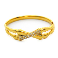 Bracelet unisexe en acier inoxydable plaqué or de haute qualité, style hip-hop, avec zircone, idéal pour un anniversaire ou un événement chrétien