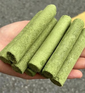 Friandises en bâtonnets de poulet et d'herbe à <span class=keywords><strong>chat</strong></span> lyophilisées bio en gros, faibles en gras, <span class=keywords><strong>pour</strong></span> la santé digestive, infusées à la catnip, <span class=keywords><strong>pour</strong></span> l'entraînement des chats - Product Image 3