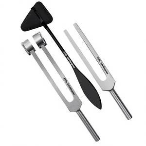 Kit de Diagnóstico Superior Mallet para Neurología, Set de 3 Piezas: Diapasones Sensoriales C 128 y C 512, Martillo de Percusión Taylor - Product Image 1