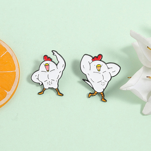 Pin de esmalte de gallo musculoso de dibujos animados, broche de pollo de culturismo, insignia de solapa, joyería de animales divertida, venta al por mayor - Product Image 2