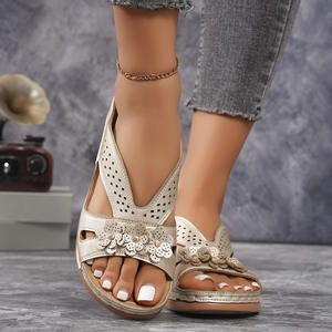 Nouvelles pantoufles pour femmes décontracté fleur creux Wedge chaussures de plage en plein air mode plate-forme confortable sandales antidérapantes grande taille 43 - Product Image 2