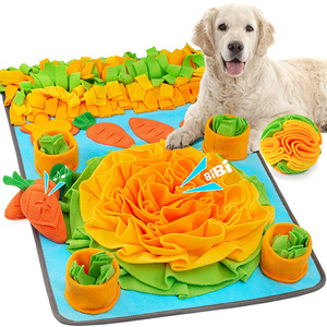Alfombra olfativa para perros Qingge, 50x80cm, diseño de zanahoria, almohadilla de entrenamiento de alimentación lenta para estimulación mental de mascotas, juguete masticable - Product Image 1