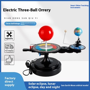 Strumento didattico manuale elettrico modello <span class=keywords><strong>luna</strong></span> sole terra che corre globo a tre sfere per studenti di notte di giorno in plastica - Product Image 5