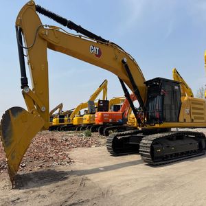 Excavatrice Caterpillar 345GC d'occasion de haute qualité, modèle 2023, 45 tonnes, avec moteur, boîte de vitesses, pompe et 300 heures de fonctionnement - Product Image 1