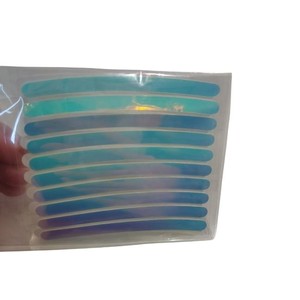 Micro Prismatic Car Sticker Llanta <span class=keywords><strong>de</strong></span> neumático Lámina reflectante luminosa Imprimible y lavable Grado <span class=keywords><strong>de</strong></span> PET <span class=keywords><strong>para</strong></span> una advertencia efectiva - Product Image 4