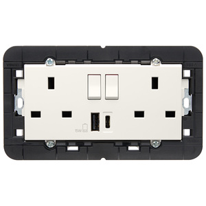 วิมาร์เต้ารับคู่พร้อมพอร์ต USB ชาร์จไฟ 15W แผ่นติดผนังสีขาว - Product Image 1