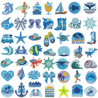 Patch brodé en tissu polyester-coton pour vêtements, motif Fille de la plage en vacances, surfiste, avec nœud et design coquillage-poulpe