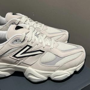 2025 высококачественные дизайнерские новые 9060 Роскошные дышащие сетчатые замшевые кроссовки для бега модная повседневная обувь в стиле ретро для мужчин и женщин - Product Image 5