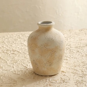 Großhandel Wohndekor Indoor Dekorative Tischvase Beige Handgefertigte Keramik Tonvase Terrakotta Blumenvase - Product Image 3