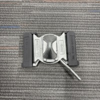 Système de fixation à queue d'aronde à bas prix avec plaque de base pour conteneurs maritimes, équipement de cerclage en acier HDG 45 degrés, norme ISO