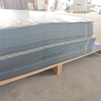 Fournisseur de panneaux composites en aluminium alvéolé pour véhicules, trains, bus, bateaux et camping-cars, fabriqués en Chine