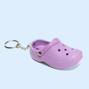 Bán Hàng Nóng Dễ Thương 3D Mini EVA Nhựa Bọt Bãi Biển Lỗ Sandal Dép Keychain Trang Trí Bãi Biển Croc Giày Keychain Cho Món Quà Sinh Nhật