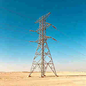 <span class=keywords><strong>Torre</strong></span> de Acero de Base Ancha con Ángulo de Inclinación, <span class=keywords><strong>Torre</strong></span> de Rejilla Antivuelco para Transmisión de Energía - Product Image 1