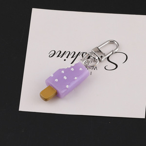 Llavero de helado de resina plástica, colgante de dibujos animados, accesorio de joyería DIY, colores aleatorios - Product Image 2