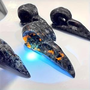 Venta al por Mayor de Calaveras de Cuervo de Cristal Natural Pulido, Talladas a Mano, Piedra Curativa Fengshui, Decoración para el Hogar de Halloween, Regalo - Product Image 2