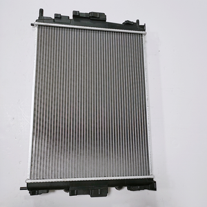 Refroidisseur de système de refroidissement automobile pour Renault <span class=keywords><strong>Megane</strong></span> II OEM 8200115542 de radiateur de voiture en plastique aluminium brasé - Product Image 6