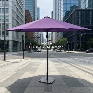 Sombrilla de Patio Resistente de 11.5 pies con Poste Central de Acero, Impermeable, para Jardín o Terraza - Product Image 1