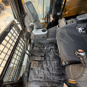 Excavatrice sur chenilles hydraulique Caterpillar Cat320c d'occasion, pelleuse d'occasion Cat320 Cat320d2 Cat320gc Cat320cl Cat320d en stock - Product Image 4