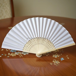 Recuerdos Populares para Fiestas de <span class=keywords><strong>Boda</strong></span>, Abanico <span class=keywords><strong>Plegable</strong></span> Portátil Hecho a Mano, Abanico de Papel de Bambú Personalizado para Invitados - Product Image 3