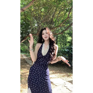 Korean Style Lace Patchwork Floral Print Halter Long Dress Tight Waist Beach Leisure Casual Dress - Product Image 1