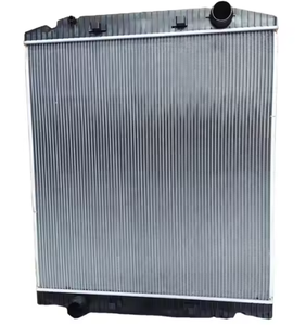 Enfriador de sistema de refrigeración automotriz OEM 41218266 para Iveco <span class=keywords><strong>STRALIS</strong></span> 190S31 tanque de agua de radiador de plástico de aluminio nuevo de alta calidad - Product Image 4