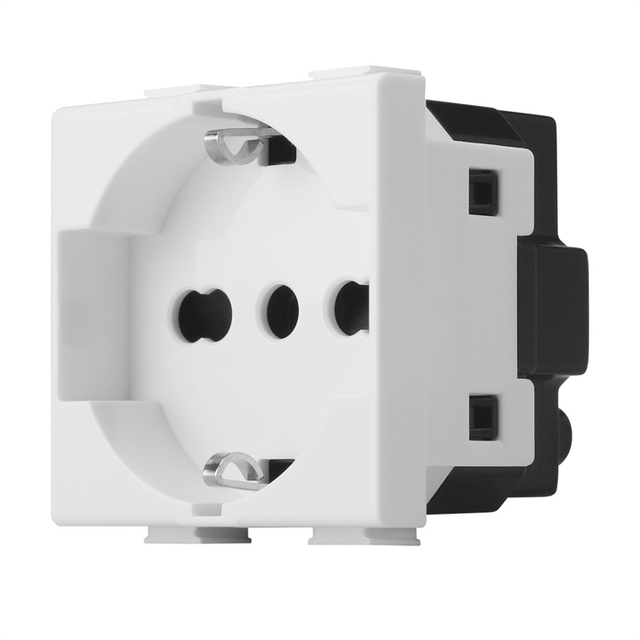 Hot Sale 16A German Schuko Socket Professional Factory Supply Copper Contact Lively Socket High Quality Plugs & Sockets