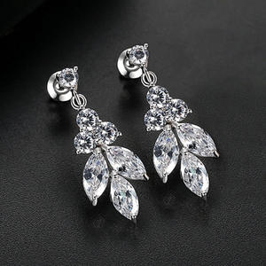 Dazzling Brass Micro Pave Zircon Charm Earrings <b>Light</b> Luxury <b>Fresh</b> Temperament Fashion Japanese Korean Style Gold Plated Ladies - Product Image 6