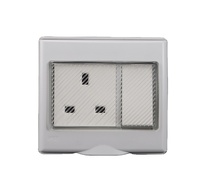 Prise murale IP55 étanche en ABS sans mise à la terre avec interrupteur 13A 250V CE ROHS GCC EESS Garantie 1 an Résidentielle à verrouillage rapide