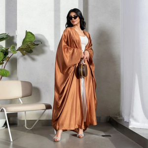 Nouveauté Moyen-Orient Dubaï Couleur unie Les Abaya Robe Vente en gros Abaya plissée ouverte de luxe à la mode pour femme musulmane - Product Image 3