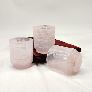 Vente en gros de tasses en quartz rose naturel de haute qualité, sculptées à la main, pour la décoration, décoration de bureau, décoration de la maison - Product Image 2