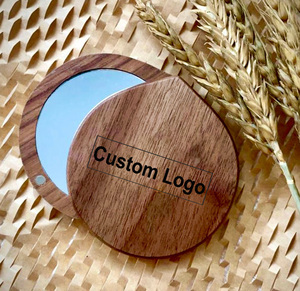 Miroirs de poche magnétiques ronds en bois personnalisés en gros, mini miroirs de voyage portables à main pour le maquillage - Product Image 1