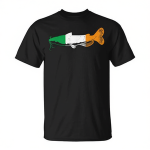 T-shirt de pêche au poisson-chat avec drapeau irlandais, design de pêcheur irlandais - Product Image 2