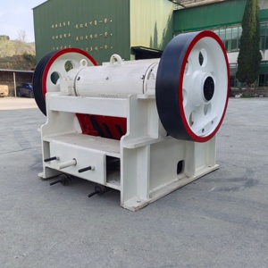 Concasseur à mâchoires portable SSJ430 fait <span class=keywords><strong>maison</strong></span> avec moteur AC, concasseur de pierres de granit haute capacité pour l'exploitation minière - Product Image 6