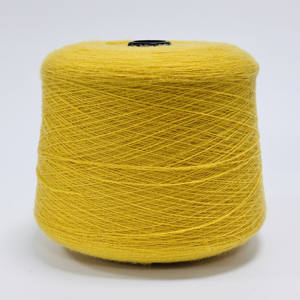 <span class=keywords><strong>Vente</strong></span> chaude fil mélangé acrylique 18S/2 Imitation fil de <span class=keywords><strong>laine</strong></span> <span class=keywords><strong>Angora</strong></span> Anti-boulochage lumière chaude et moelleux ventes directes d'usine - Product Image 4